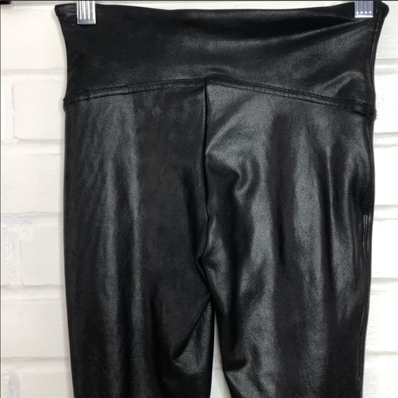 XS Spanx vegan leather leggings - Picture 6 of 9